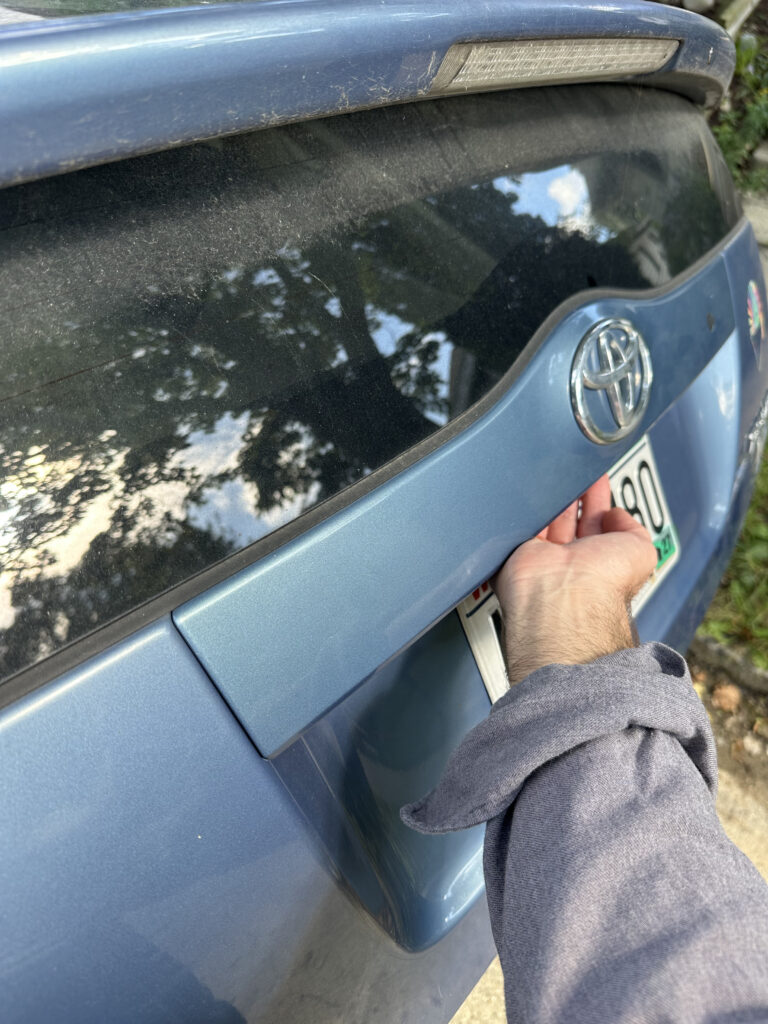 Rear Hatch Garnish Replacement